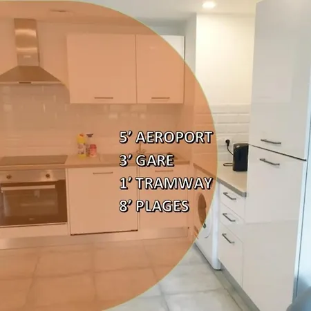 Appartement Renove 2023 Proche Aeroport 5min, Gare Sncf 2 Min, Tramway Au Pied De L'immeuble , Parking Possible, Renovated 2023 Near The Airport 5 Min, Train Station 2 Min, Tram Next To The Building 1 Min, Parking Possible